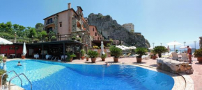 Гостиница Hotel Villa Sonia  Кастелмола